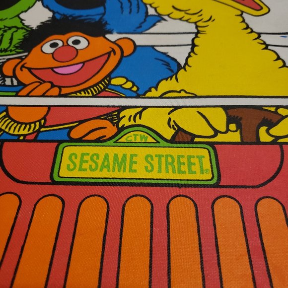 ERO Industries Sesame Street Full Zip Luggage Suitcase Multi-color OS Pre-owned - Picture 8 of 14